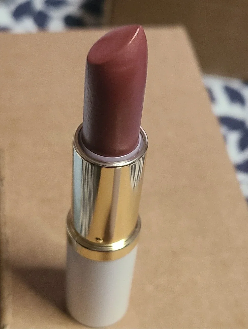 DISCONTINUED Estee Lauder Pure Color Lipstick in Sugar Honey SHIMMER